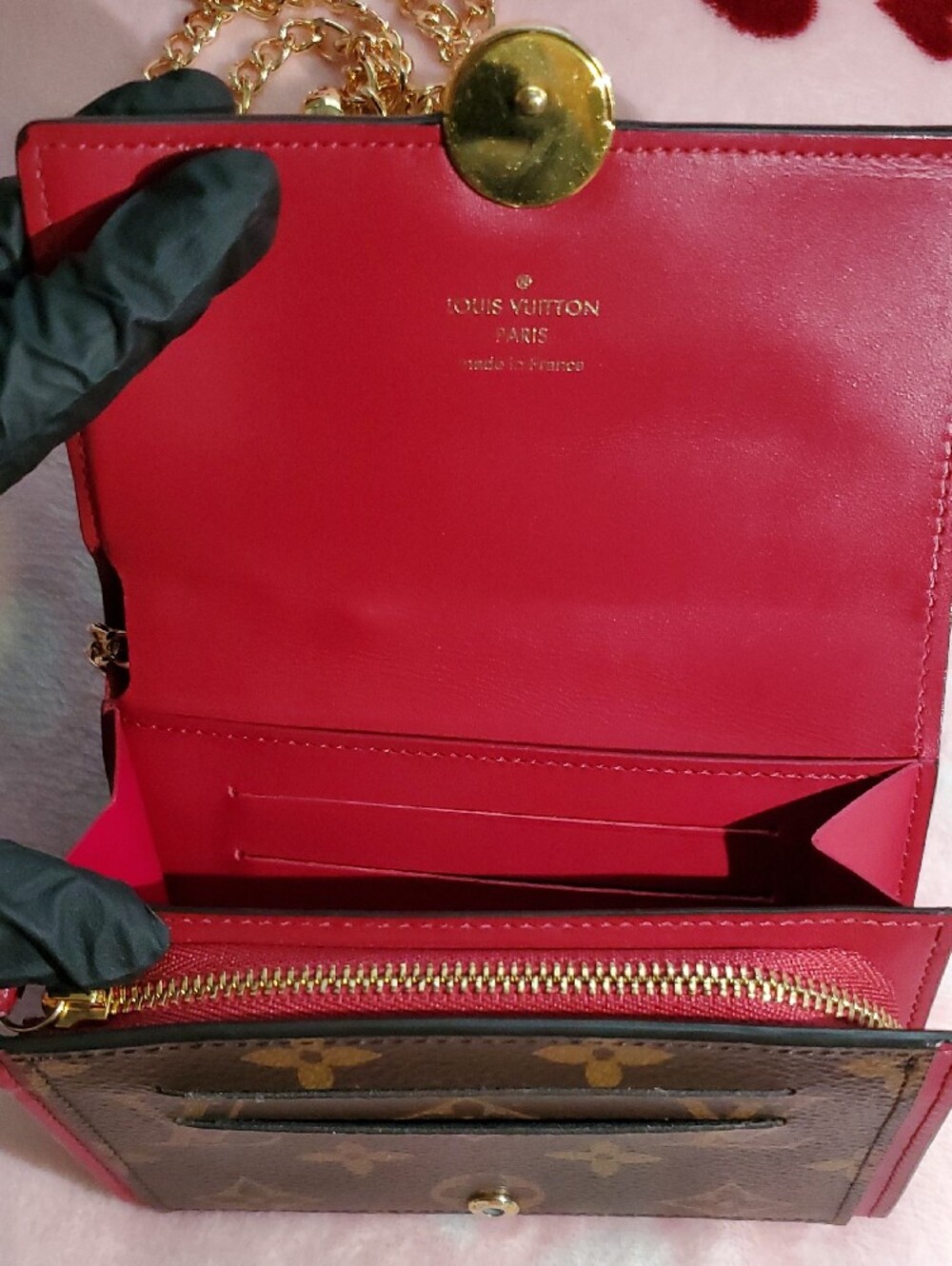 Louis Vuitton Monogram Crossbody Wallet with Gold Chain & Red Trim - Picture 11 of 17